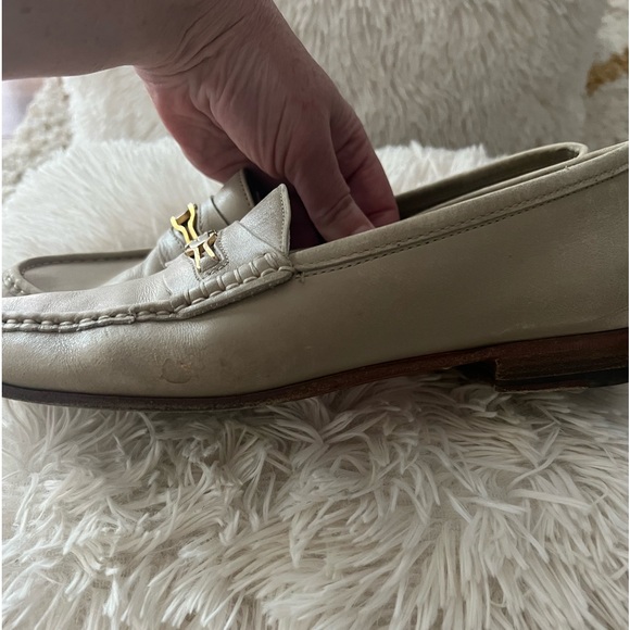 Salvatore Ferragamo moccasin/loafer with gancini ornament - Picture 6 of 16